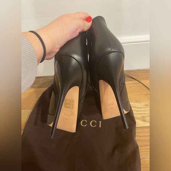 NWT Gucci Black Leather Ankle Boots Size 41 - Picture 3 of 7